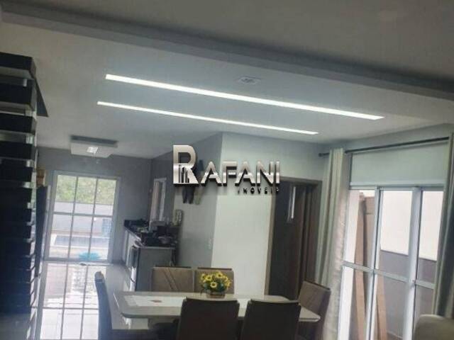 Sobrado para Venda em Santo André - 4